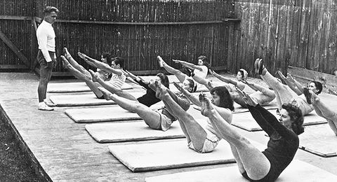 Lezione di Joseph Pilates