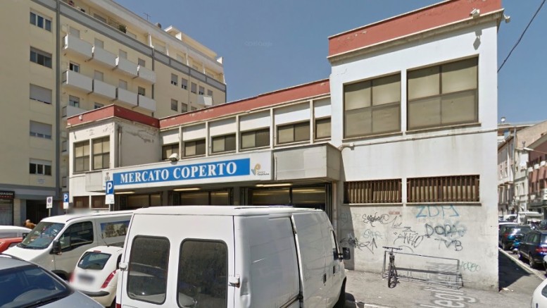 Mercato via dei Bastioni