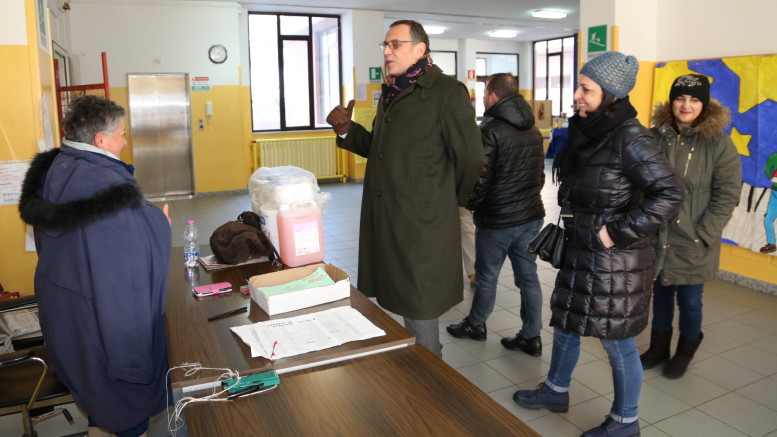 il-sindaco-alessandrini-fa-il-giro-nelle-scuole