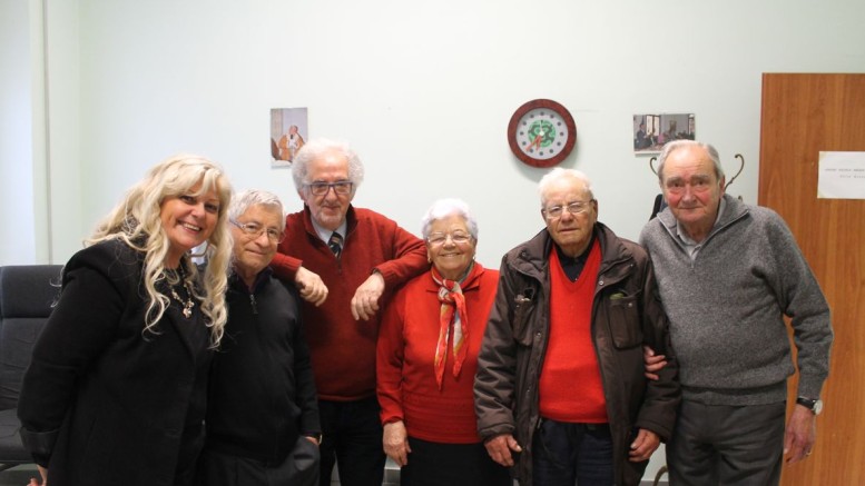Ass. Allegrino con gli anziani del centro sociale di piazza Grue