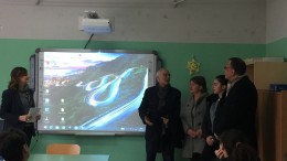 Donazione di una lavagna dalla Famiglia Sargiacomo