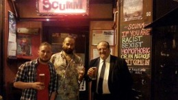 Morante, Falcone, e Mazzocca nel corso della visita al circolo Arci a solidarietà per l'aggressione fascista subìta