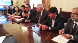 Il sindaco Alessandrini con la delegazione cinese