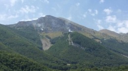 Senza tregua la lotta dell'Abruzzo contro gli incendi: i focolai a Rigopiano
