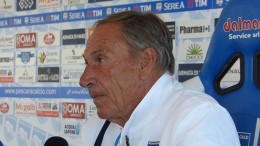Zeman, tecnico del Pescara, durante la conferenza stampa