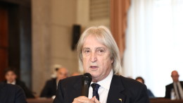 Enrico Vanzina, tra i premiati nella cerimonia dei Ciattè e Delfini d'oro