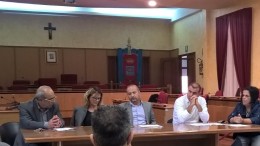 Il sindaco Di Lorito, con i dipendenti dell'ex ONPI