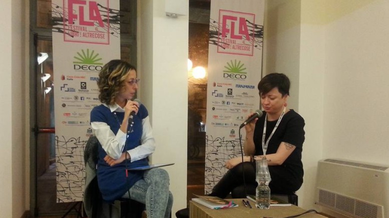 FLA 2017. Da sin. la giornalista Francesca Di Giuseppe e la scrittrice emergente Ilaria Grasso