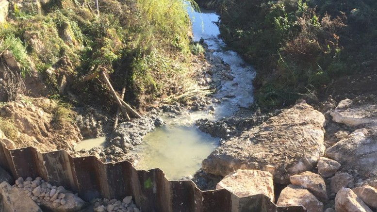 Un immagine del fosso grande