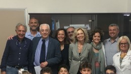 La delegazione dell'Istituto Pescara 6 con Di Bartolomeo, Cappuccilli e Tini. Al centro la dirigente Grillantini