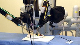 robot chirurgico da vinci