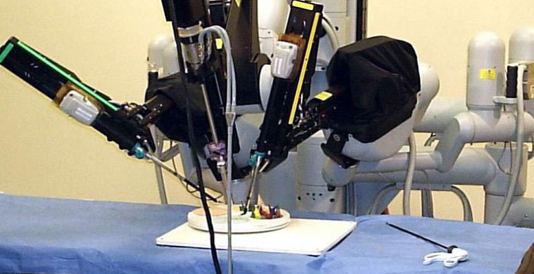 robot chirurgico da vinci