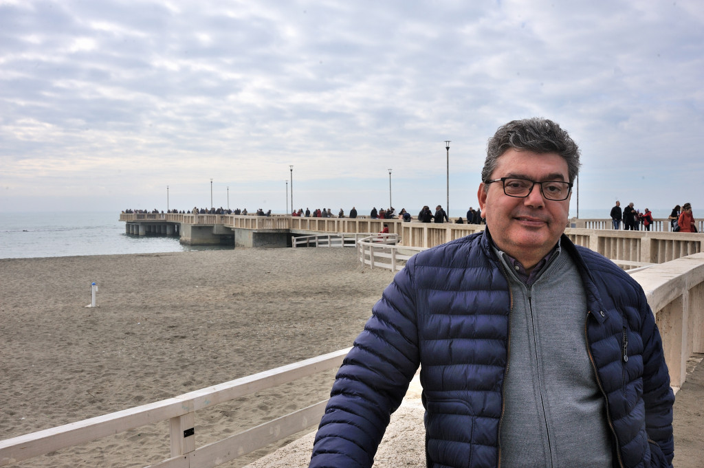 GIANNI MARITATI AL PONTILE DI OSTIA
