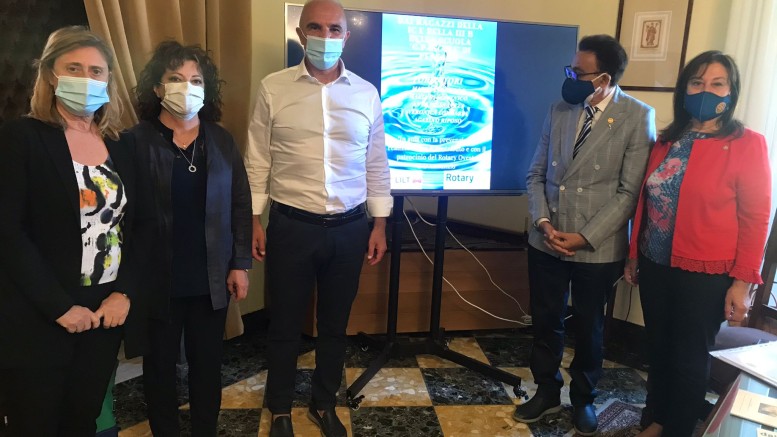 Foto di gruppo con sindaco Masci1