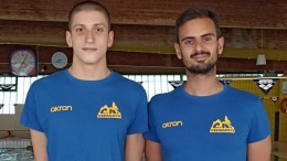 Lorenzo Fuschini e a destra il coach Mattia Trignani