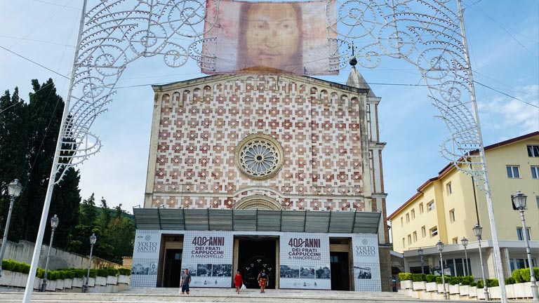 basilica volto santo