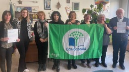 LA BANDIERA VERDE ECO-SCHOOLS FEE ASSEGNATA ALL'ISTITUTO DELFICO