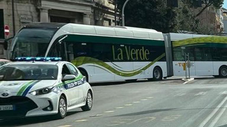 pulman bloccato a Pescara
