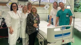 Letto donato - Coordinatrice infermieristica D Agostino con team Centro Trasfusionale