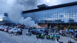 Incendio Auto davanti Stazione Centrale Pescara