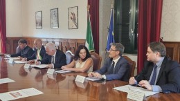riunione in Prefettura