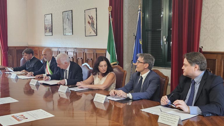 riunione in Prefettura