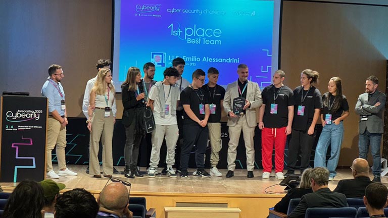 Gli studenti dell'Istituto Alessandrini di Montesilvano campioni di cyber security