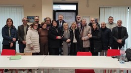 Una commissione comunale riunita nella sede di Cosma