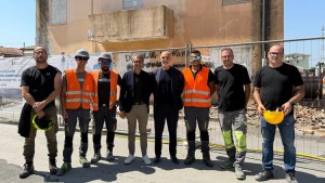 abbattimento case sequestrate alla criminalità di Pescara