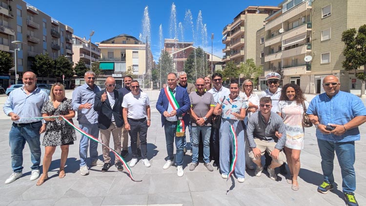 Inaugurazione Piazza Diaz a Montesilvano