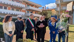 Montesilvano ricorda Norma Cossetto- un fiore per la memoria e un monito contro l'oblio