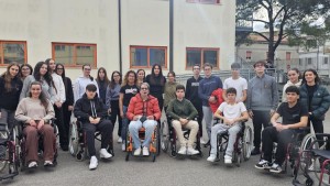 Pescara. Al Galilei tutti in sedia a rotelle