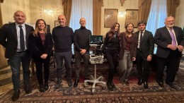 marco la sorda la consegna delle donazioni al reparto oncologia