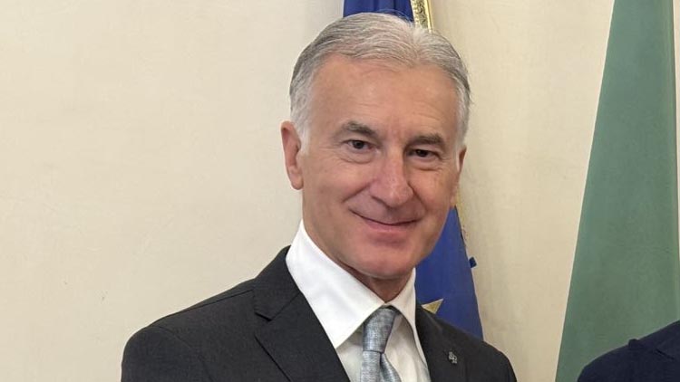 Prefetto di Pescara, Luigi Carnevale