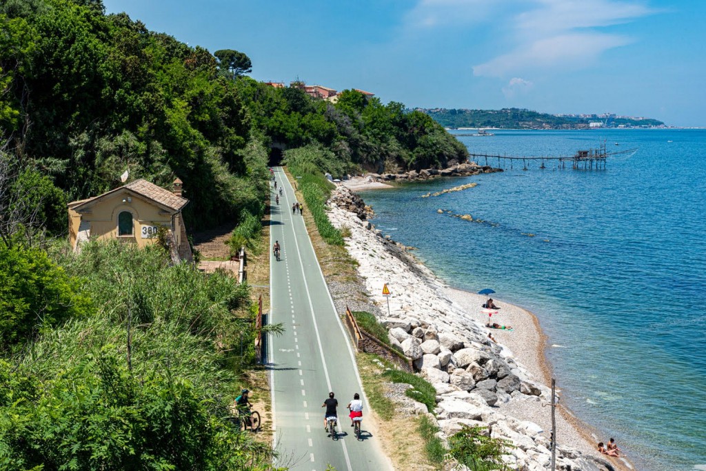 cicloturismo abruzzo costa