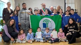 L’Istituto Troiano Delfico di Montesilvano si conferma eccellenza green. Assegnata per il terzo anno la Bandiera Verde Eco-Schools FEE