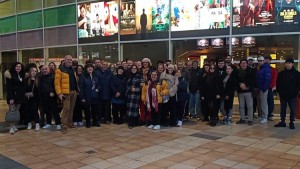 Studenti e docenti del corso serale in una uscita didattica