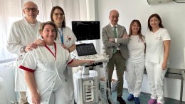 Reumatologia dell'Ospedale di Pescara, donato un nuovo ecotomografo