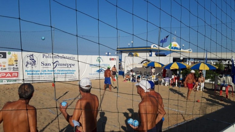 Beach Bocce Tour
