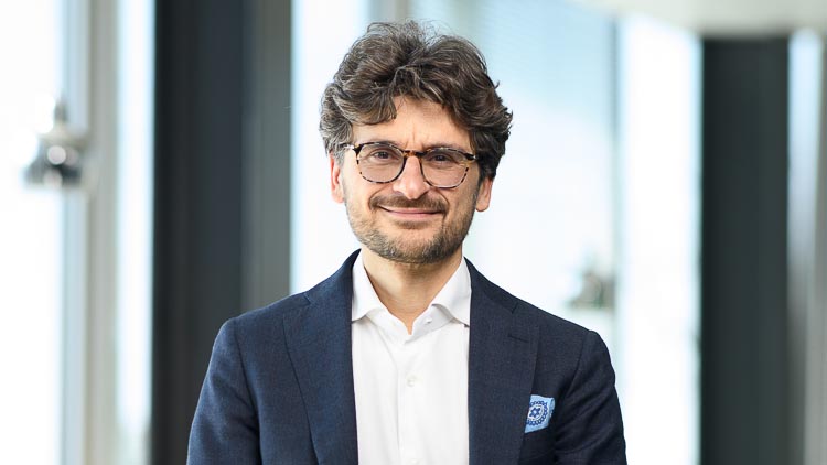 prof alfredo de massis