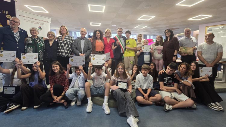 Successo a Montesilvano per il terzo concorso nazionale di fotografia Le Api e la Biodiversità
