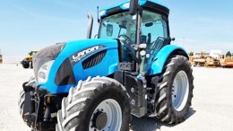 trattore agricolo
