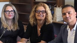 Foto della seduta di Commissione Consiliare con la Dirigente Roberta Martorella, la referente Chiara Ciferni e Loris Mazzioli